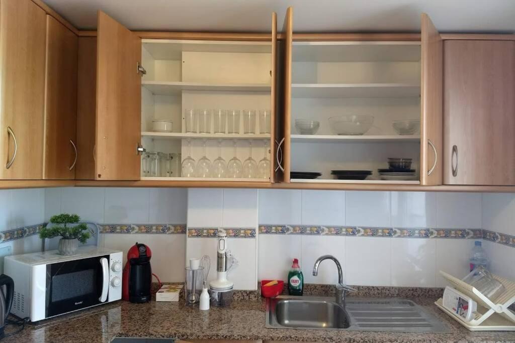 Апартаменты Bright & Spacious Apt - Panoramic Views! Альтеа Экстерьер фото